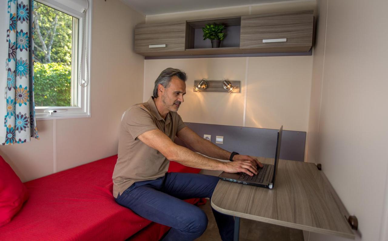 Camping Marina Plage Vitrolles  Kültér fotó