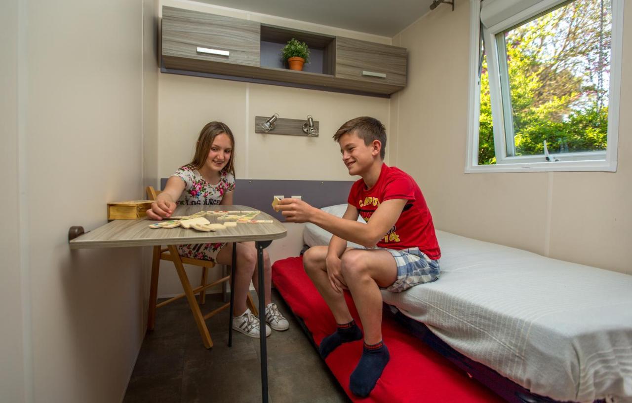 Camping Marina Plage Vitrolles  Kültér fotó