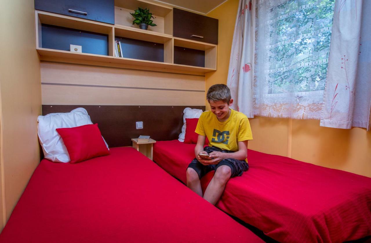 Camping Marina Plage Vitrolles  Kültér fotó